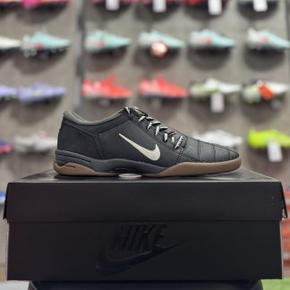 Nike T90 III SP - Black/Gum